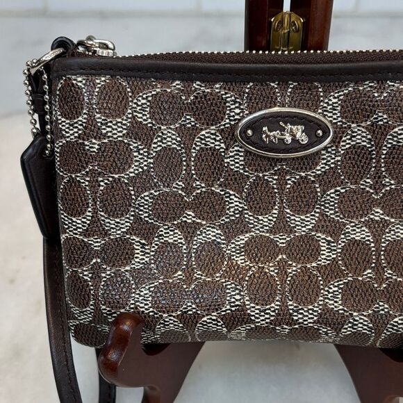 Coach Saffiano Leather Mini C Signature Logo Pouch Clutch Wristlet - Picture 3 of 14